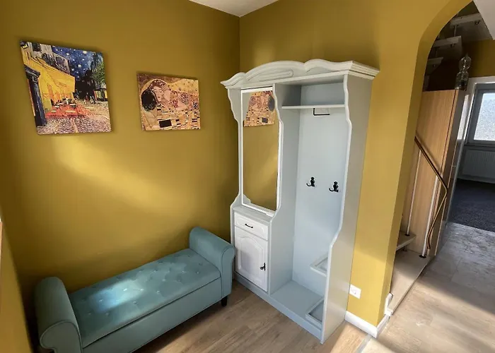 Platzhirsch In Mit Garten, 2 Bäder, 3 Schlafzimmer&küche - Gratis Parkplätze Ferienhaus Bad Hersfeld